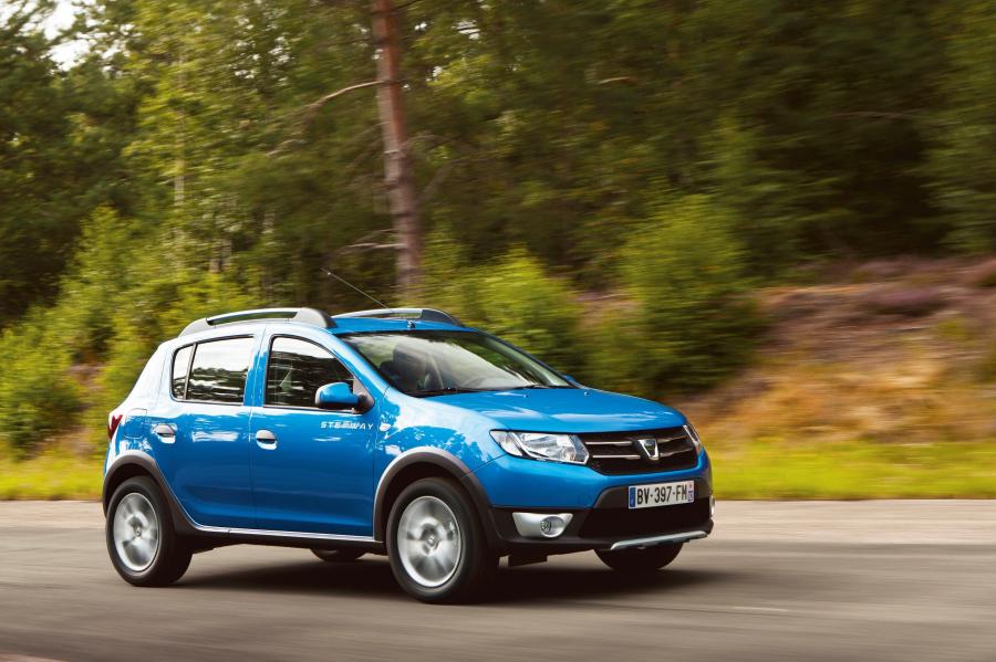  Dacia Sandero Stepway 2012 года  (фото 38 из 52)
